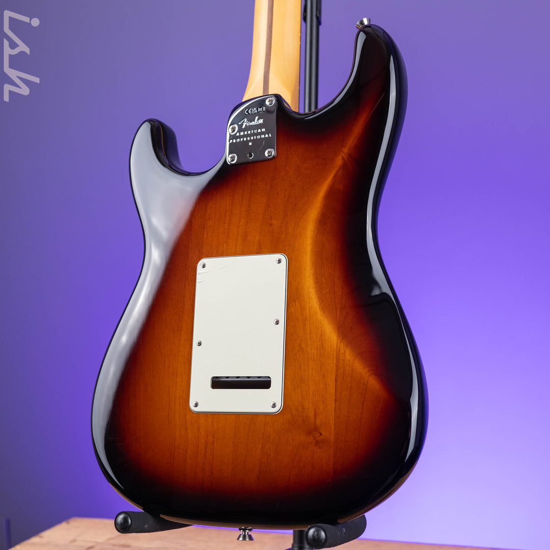 2023 Fender American Professional II Stratocaster 2-Color Sunburst