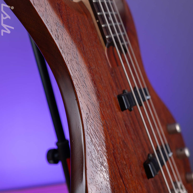 2013 Ibanez BTB300 4-String Bass