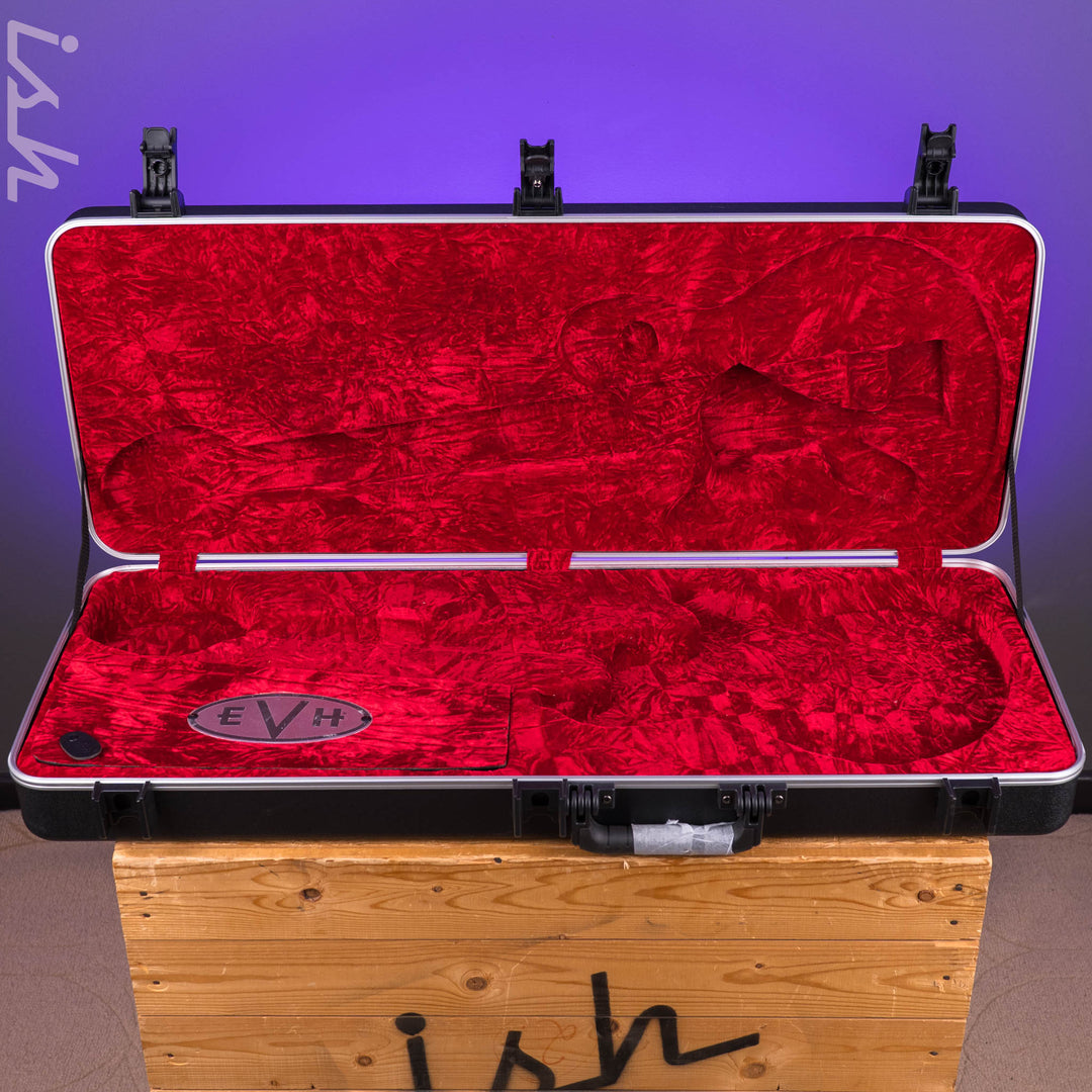 EVH® Custom Shop USA Special Edition Wolfgang® Black Nitro-Tour