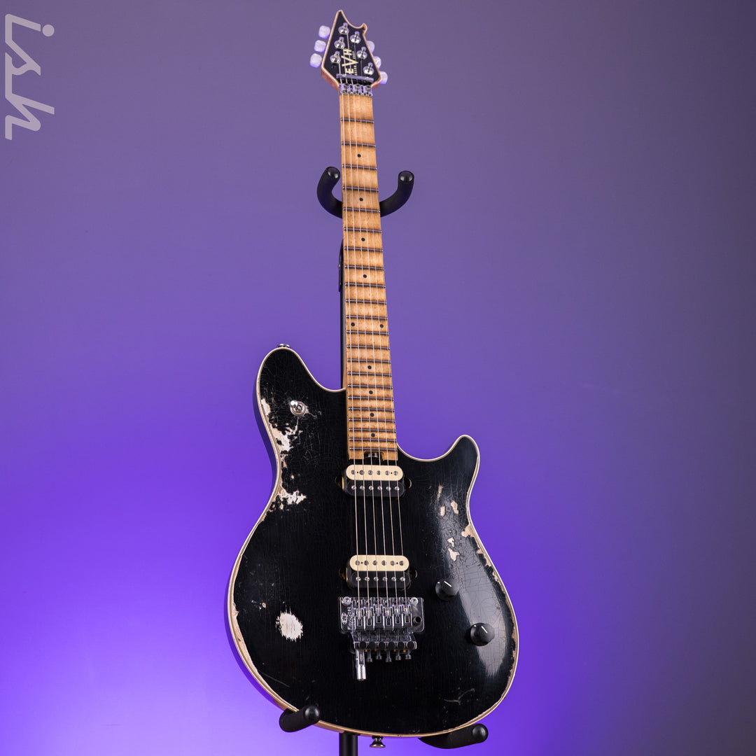 EVH® Custom Shop USA Special Edition Wolfgang® Black Nitro-Tour