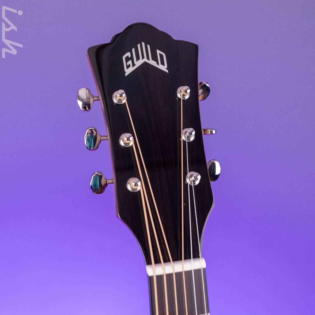 Guild OM260ce Deluxe Blackwood Natural