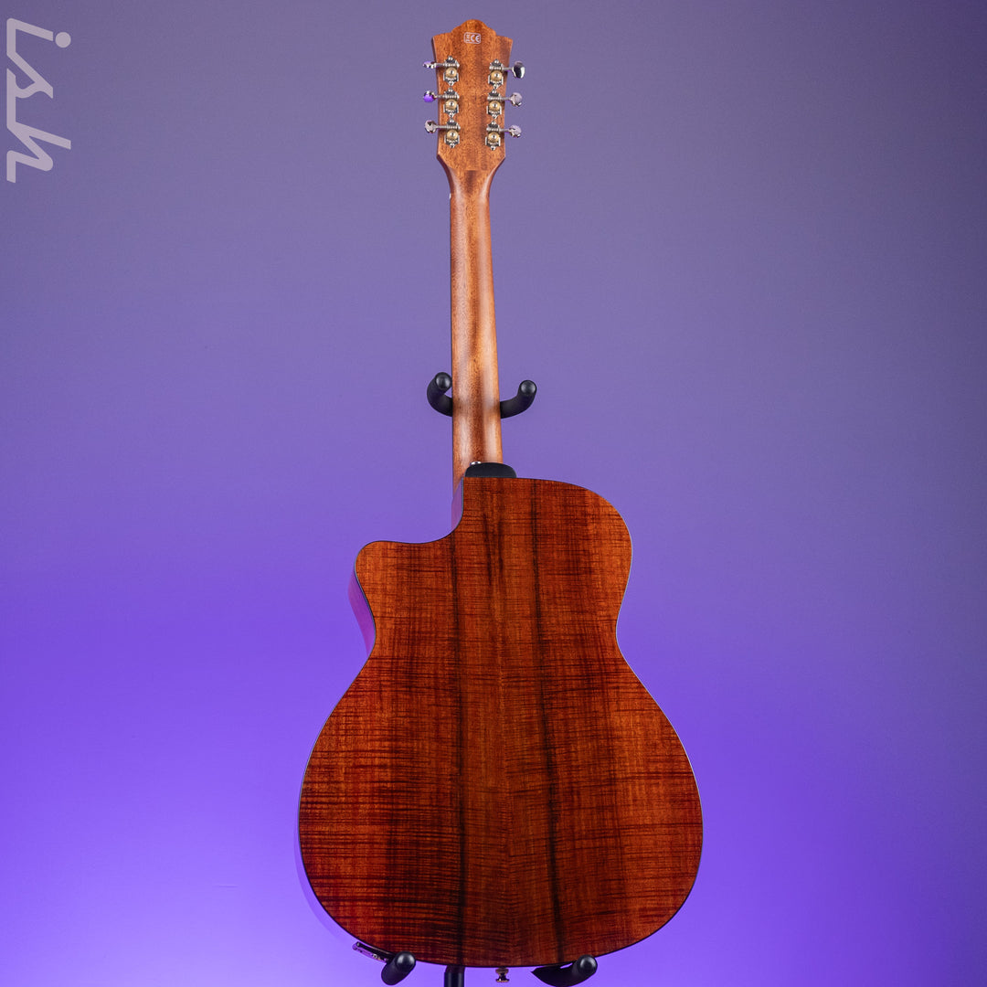 Guild OM260ce Deluxe Blackwood Natural