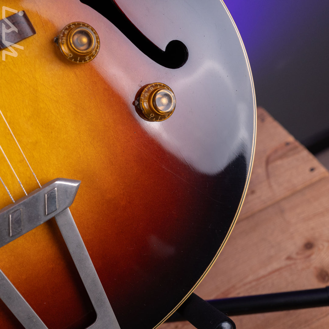 1955-1956 Gibson ES-175 REFIN Sunburst