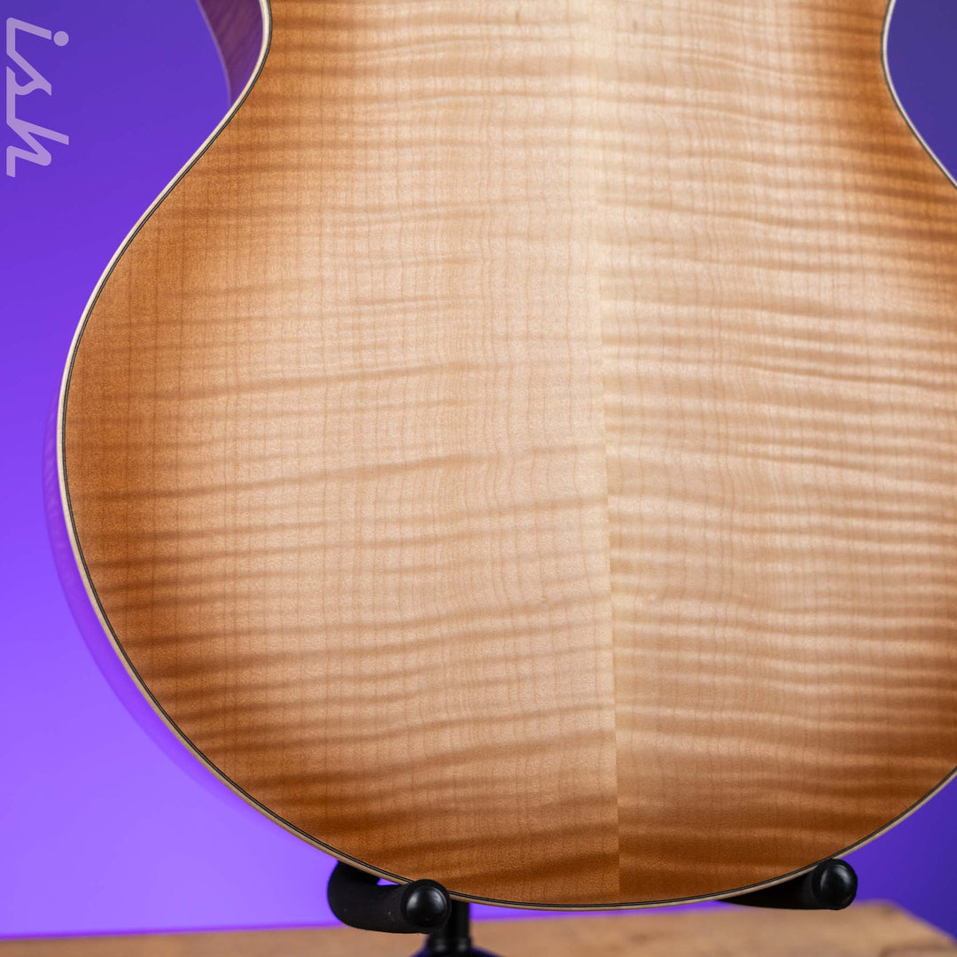 Martin Custom Shop Grand Jumbo J-14F Flamed Maple Toasted Burst