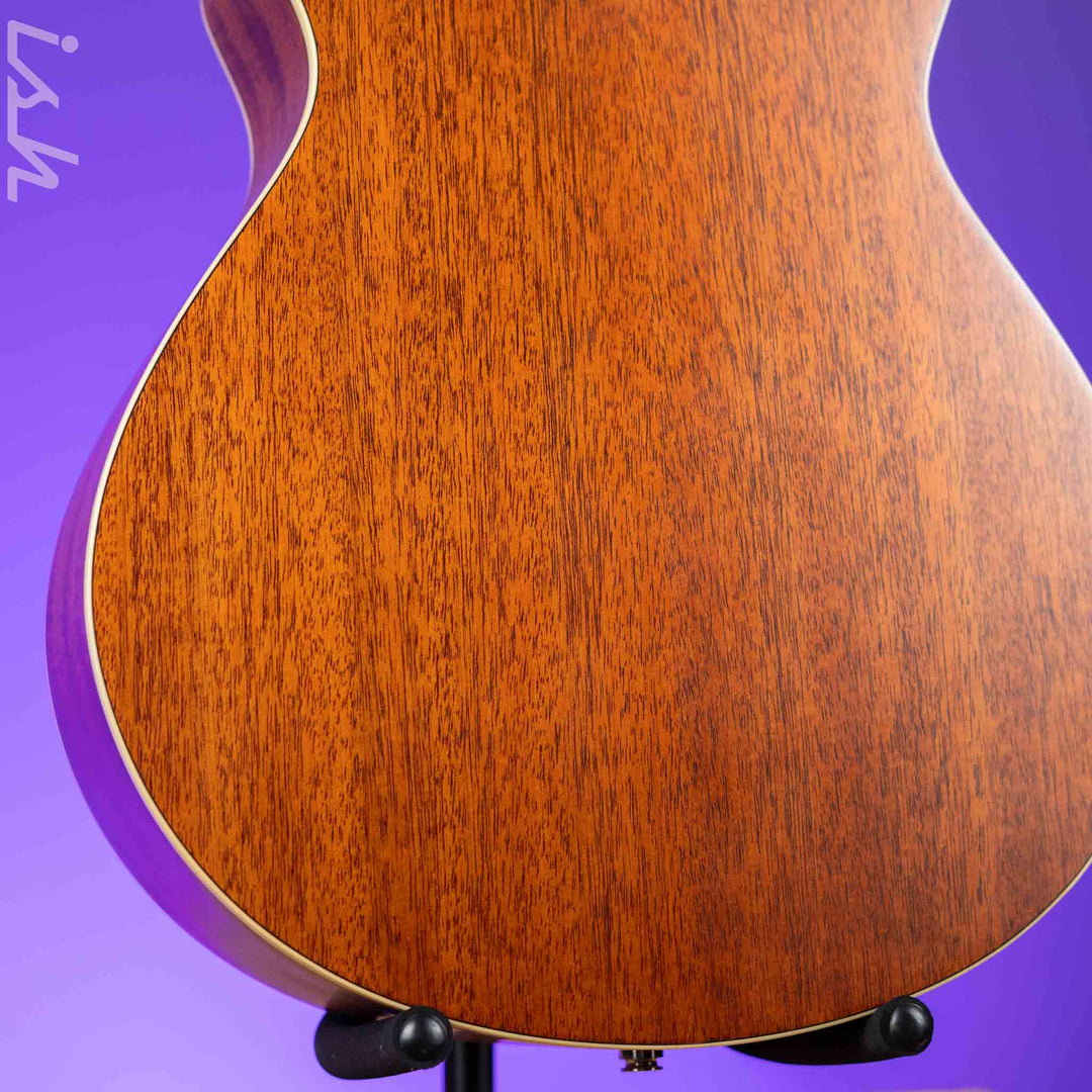 2017 Breedlove Pursuit Concert MH CES Natural