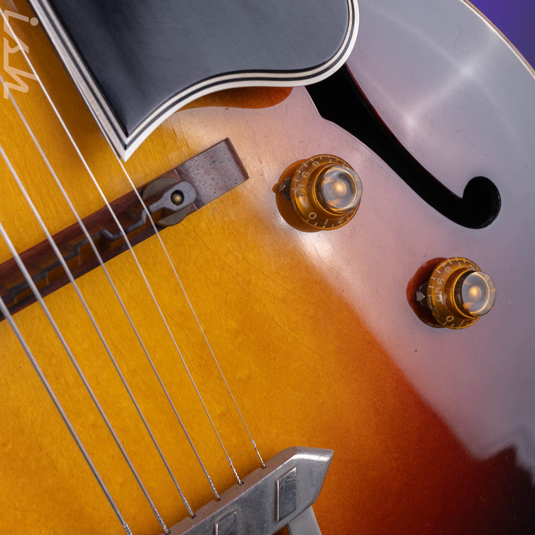 1955-1956 Gibson ES-175 REFIN Sunburst
