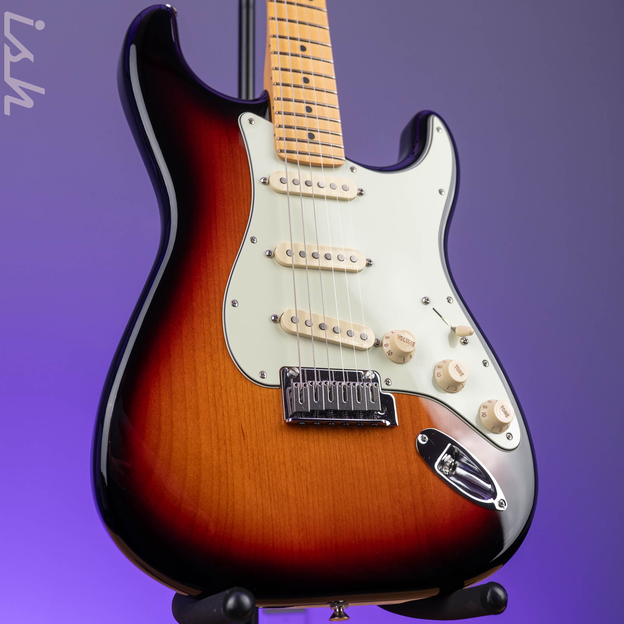 2021 Fender Player Plus Stratocaster Tobacco Sunburst – Ish Guitars
