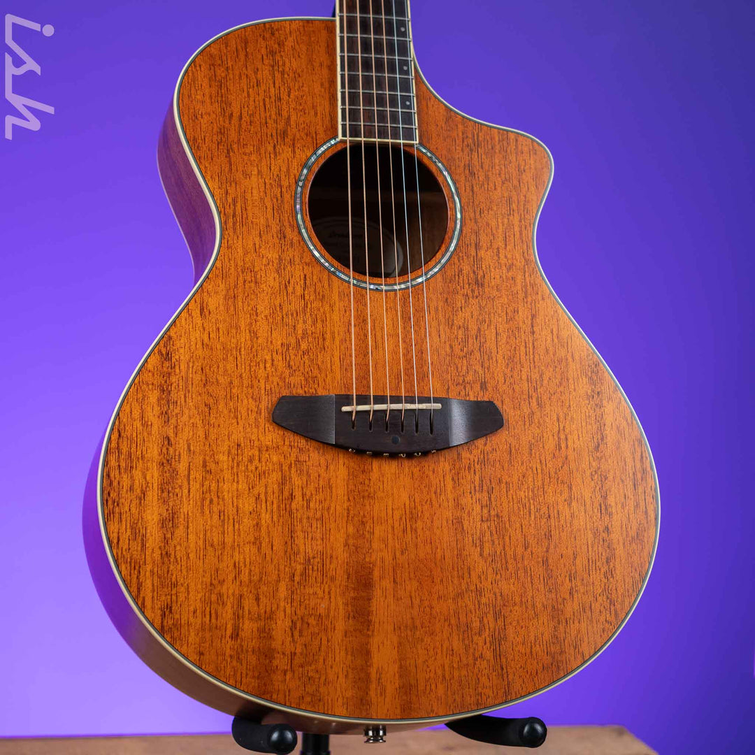 2017 Breedlove Pursuit Concert MH CES Natural