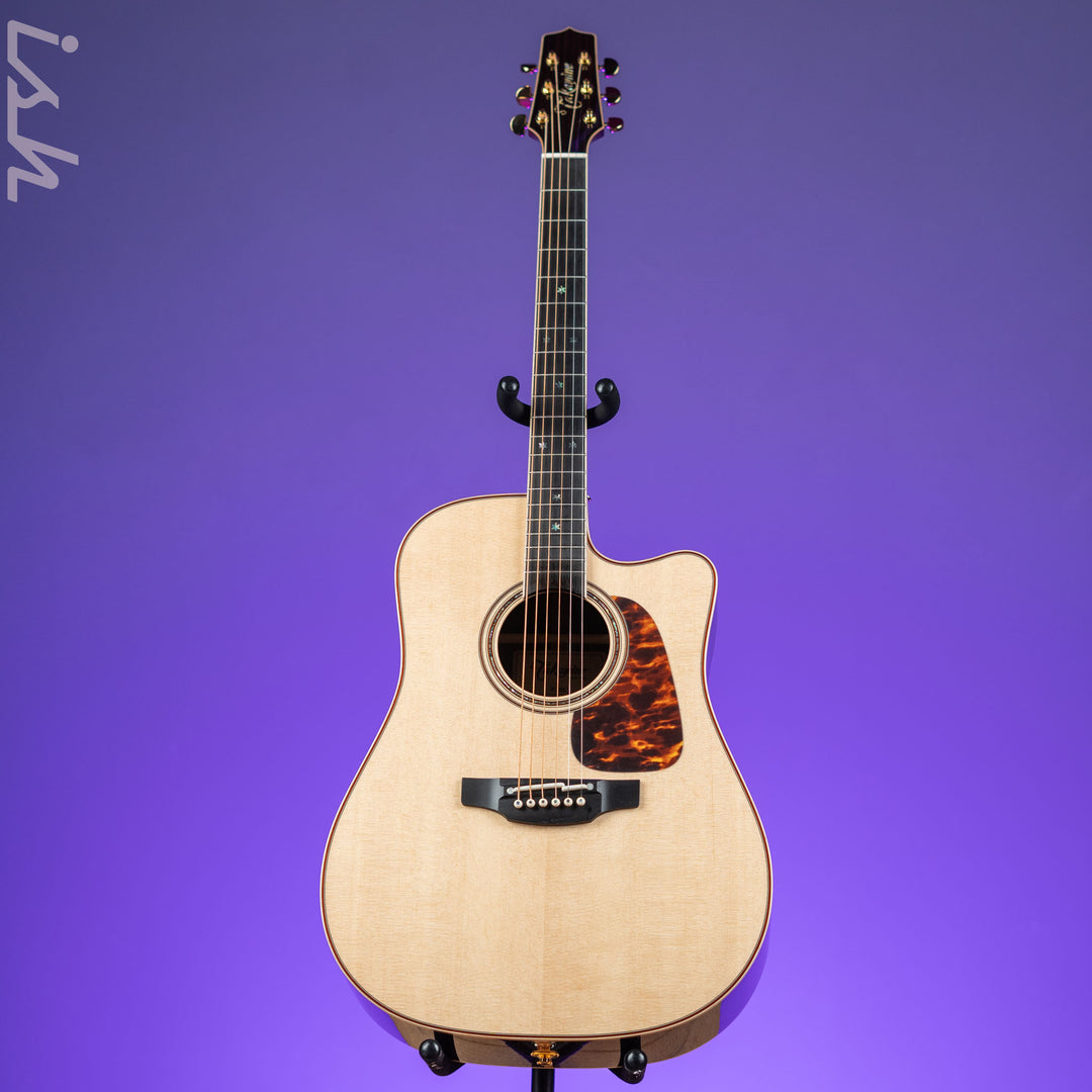 Takamine P7DC Dreadnought Acoustic-Electric Guitar