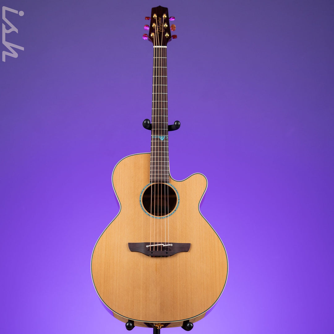 Takamine Santa Fe TSF40C Acoustic-Electric Guitar Natural