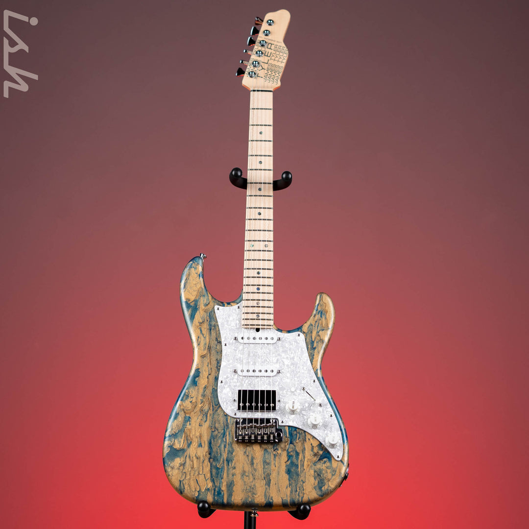 James Tyler Studio Elite HD SP-Maple 美品 Studio Elite HD in Blue-Purple Burst with a quilted maple top and