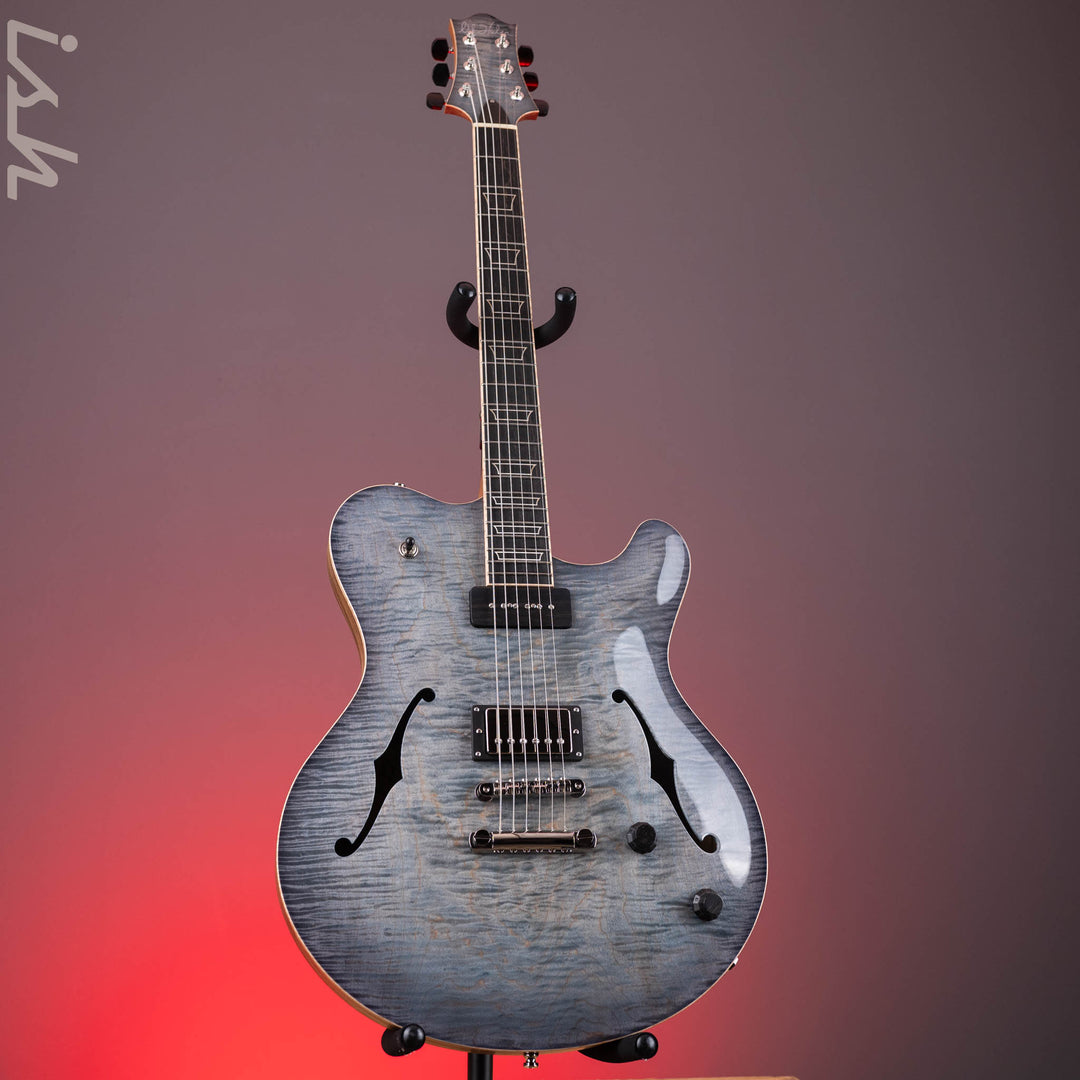 2022 Nik Huber Rietbergen Custom Blue