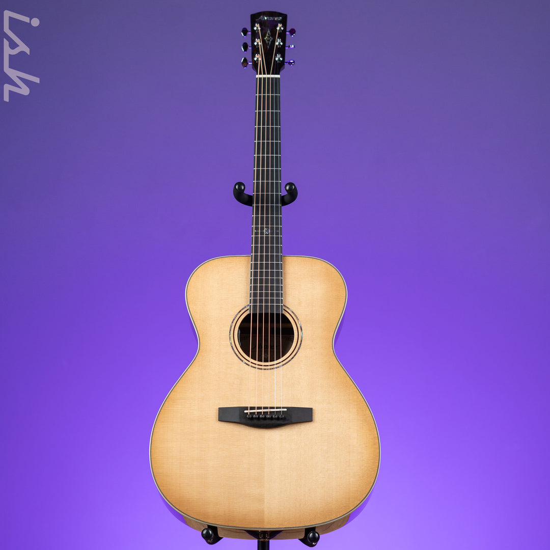 Alvarez LF70e Laureate 70 Folk/OM Acoustic-Electric Guitar - Daybreak
