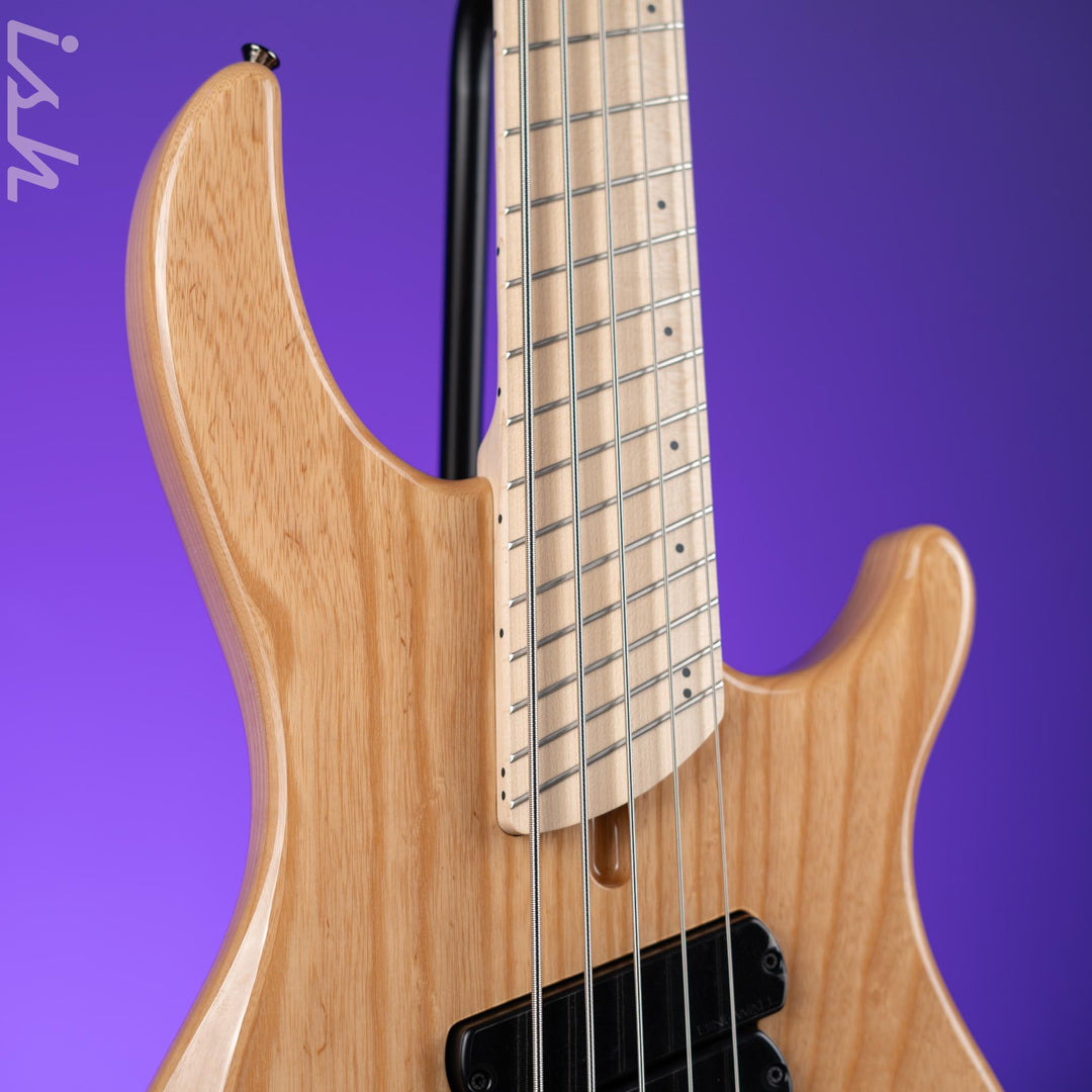 Dingwall Combustion 5-String Bass Natural Ash – Ish Guitars