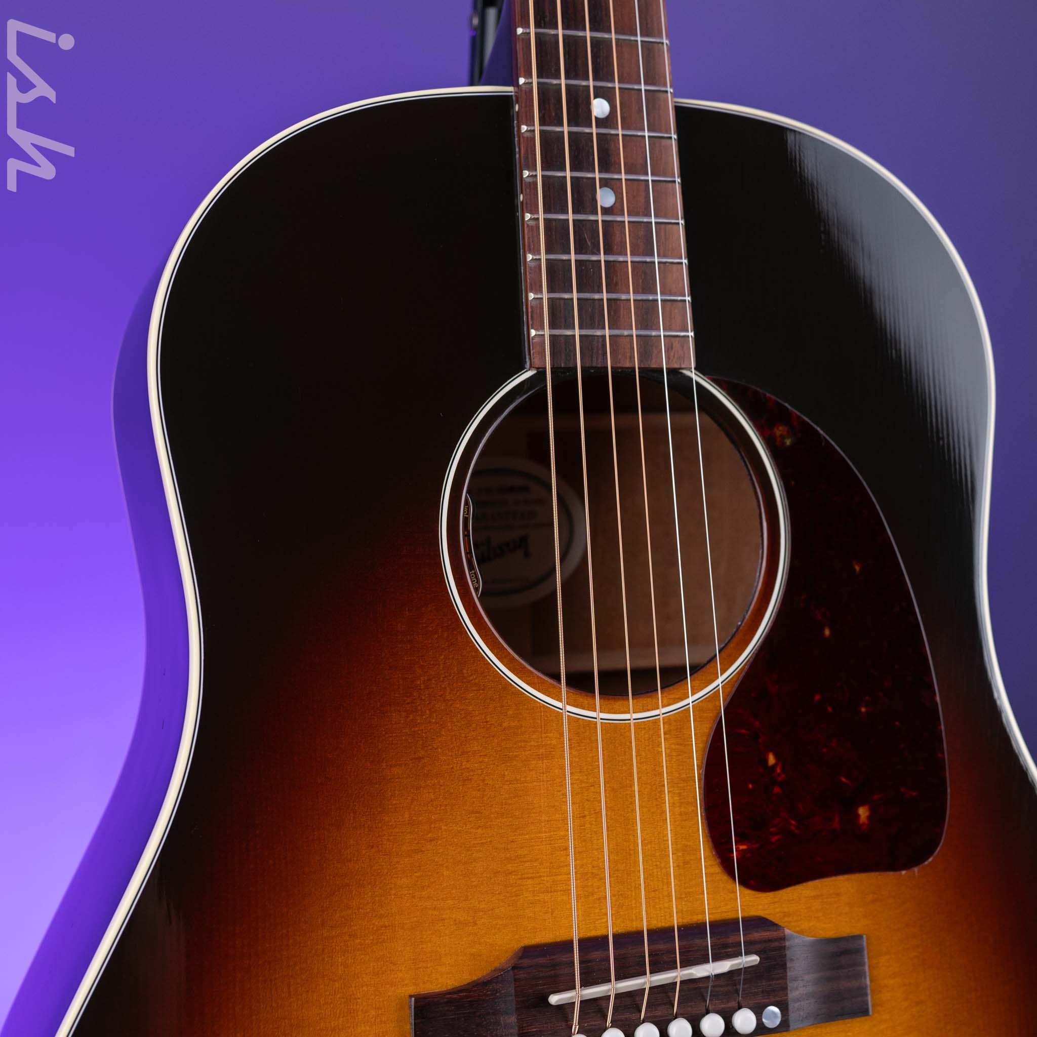 2022 Gibson J-45 Standard Vintage Sunburst – Ish Guitars