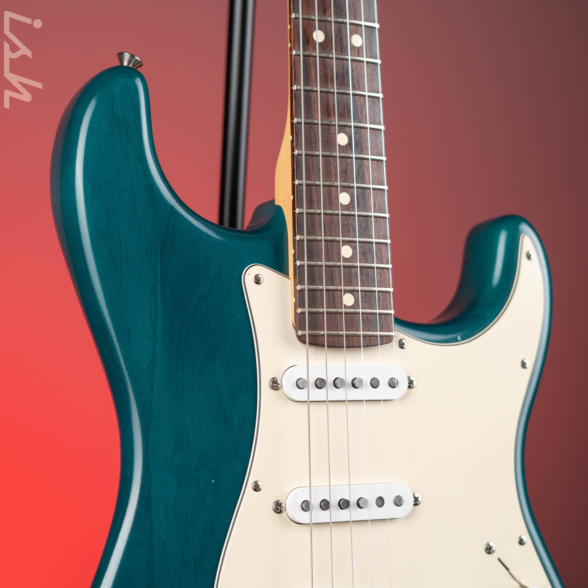 2002 Fender Highway One Stratocaster Transparent Satin Blue – Ish