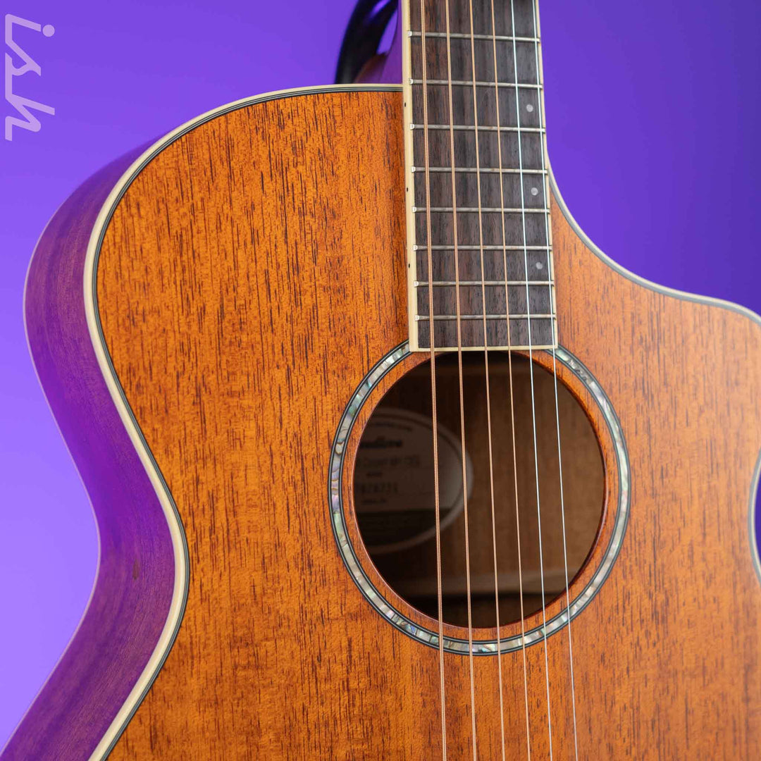 2017 Breedlove Pursuit Concert MH CES Natural