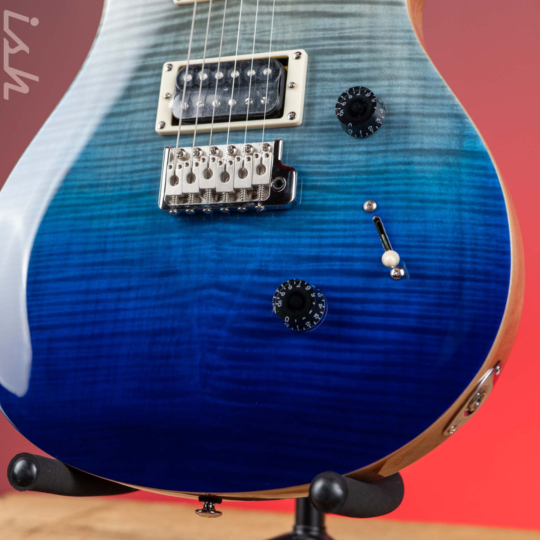 PRS SE Custom 24 Electric Guitar Blue Fade Demo