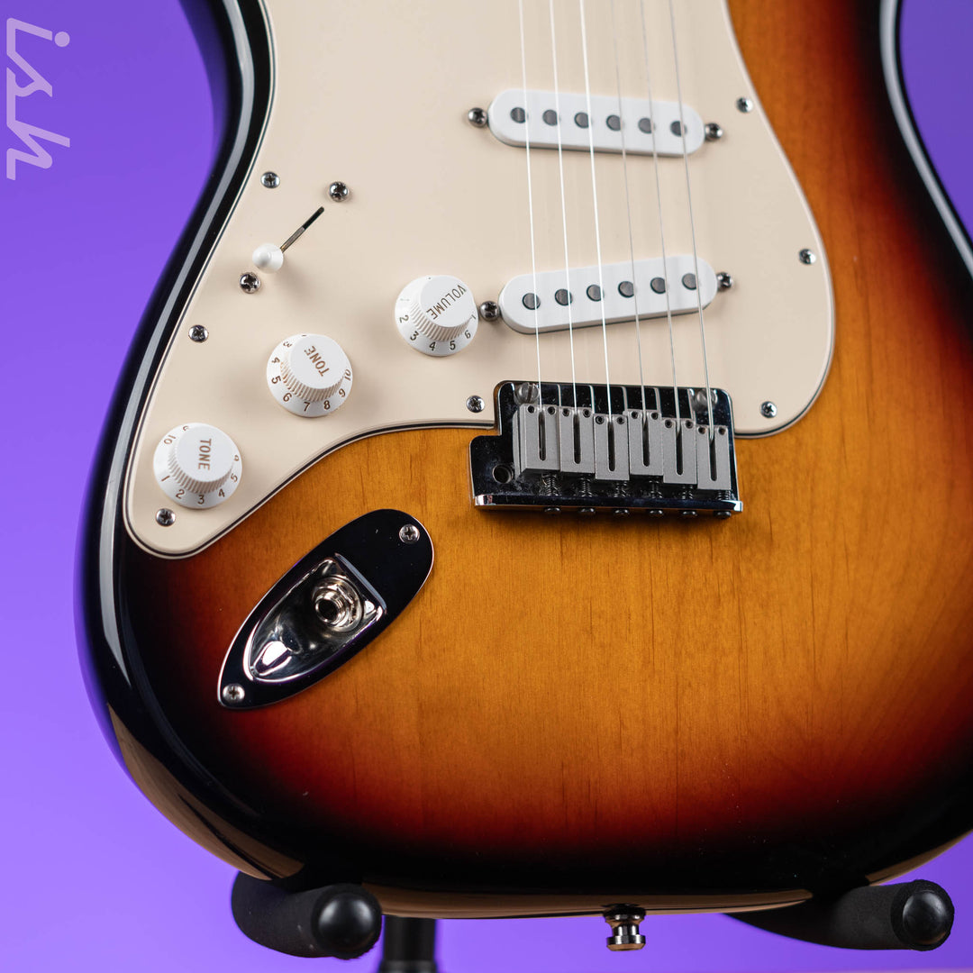 1999 Lefty Fender American Standard Strat Sunburst
