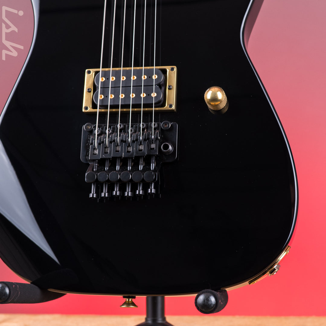 Jackson Custom Shop USA Special Edition Dinky Black Gold