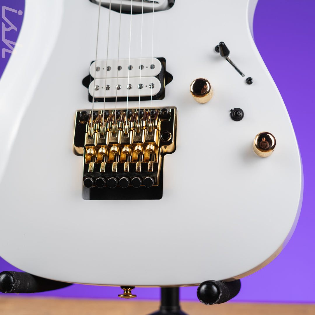 Ibanez Prestige RGA622XH Electric Guitar White Gloss Demo