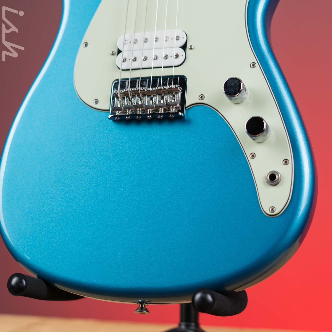 2018 Fender Player Duosonic Lake Plaid Blue