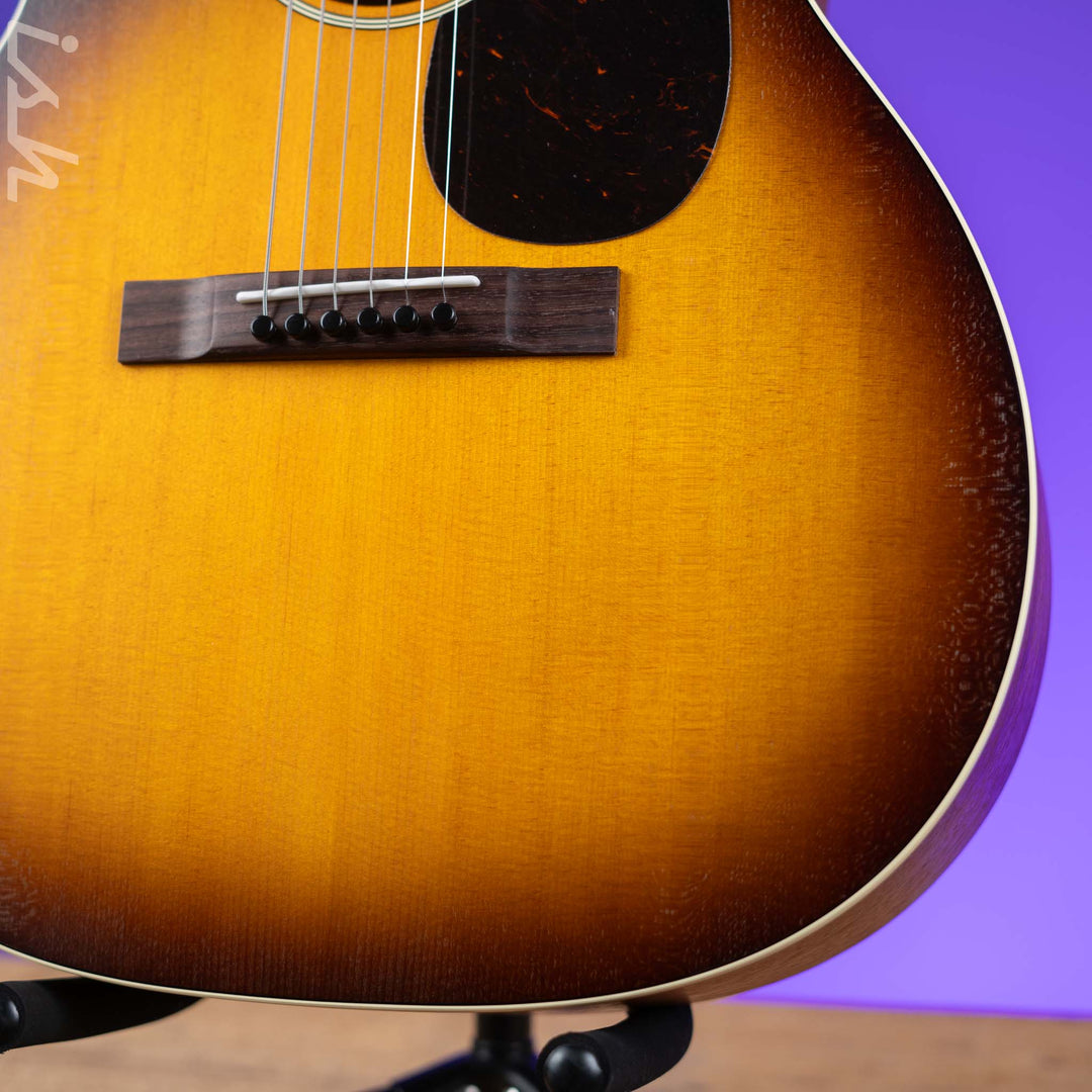 Martin 000-17 Acoustic Guitar Whiskey Sunset Satin