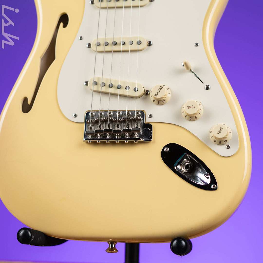 2018 Fender Eric Johnson Signature Thinline Strat Semi-Hollow Electric Guitar Vintage White