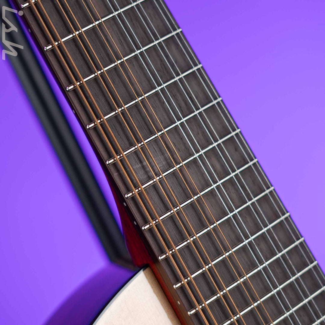 Veillette Avante Gryphon 12-String Acoustic Guitar Natural B-Stock