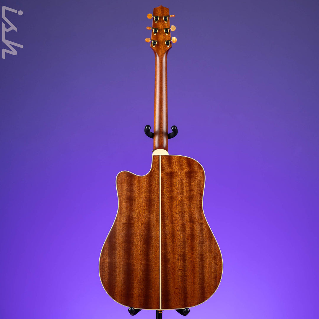 Takamine P3DC Dreadnought Cutaway Acoustic Electric Guitar Natural