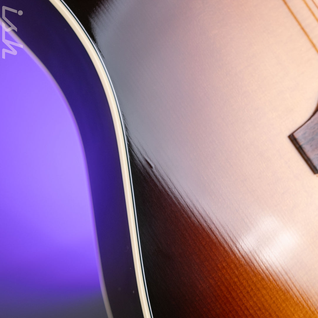 2022 Gibson J-45 Standard Vintage Sunburst