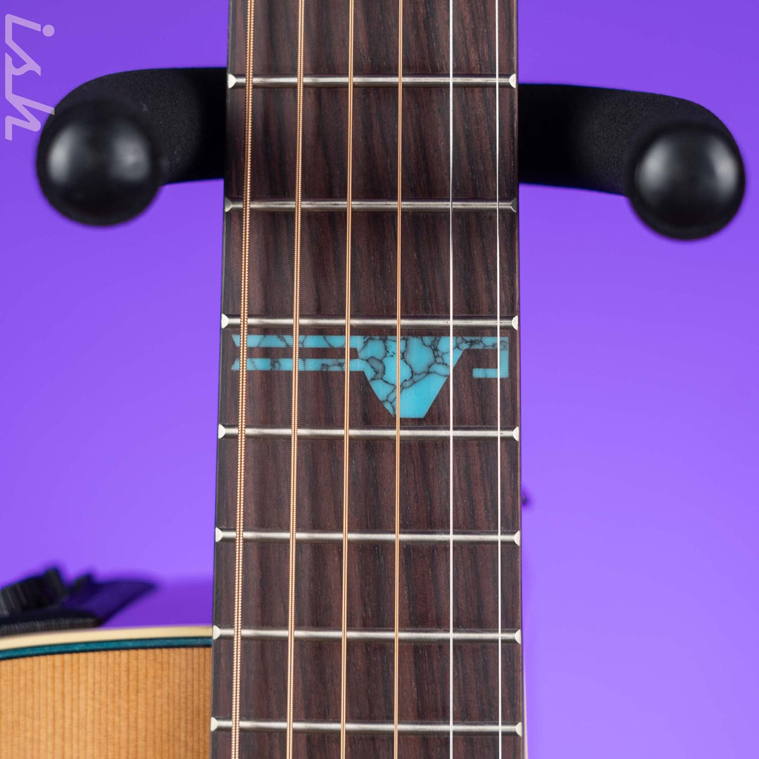 Takamine Santa Fe TSF40C Acoustic-Electric Guitar Natural