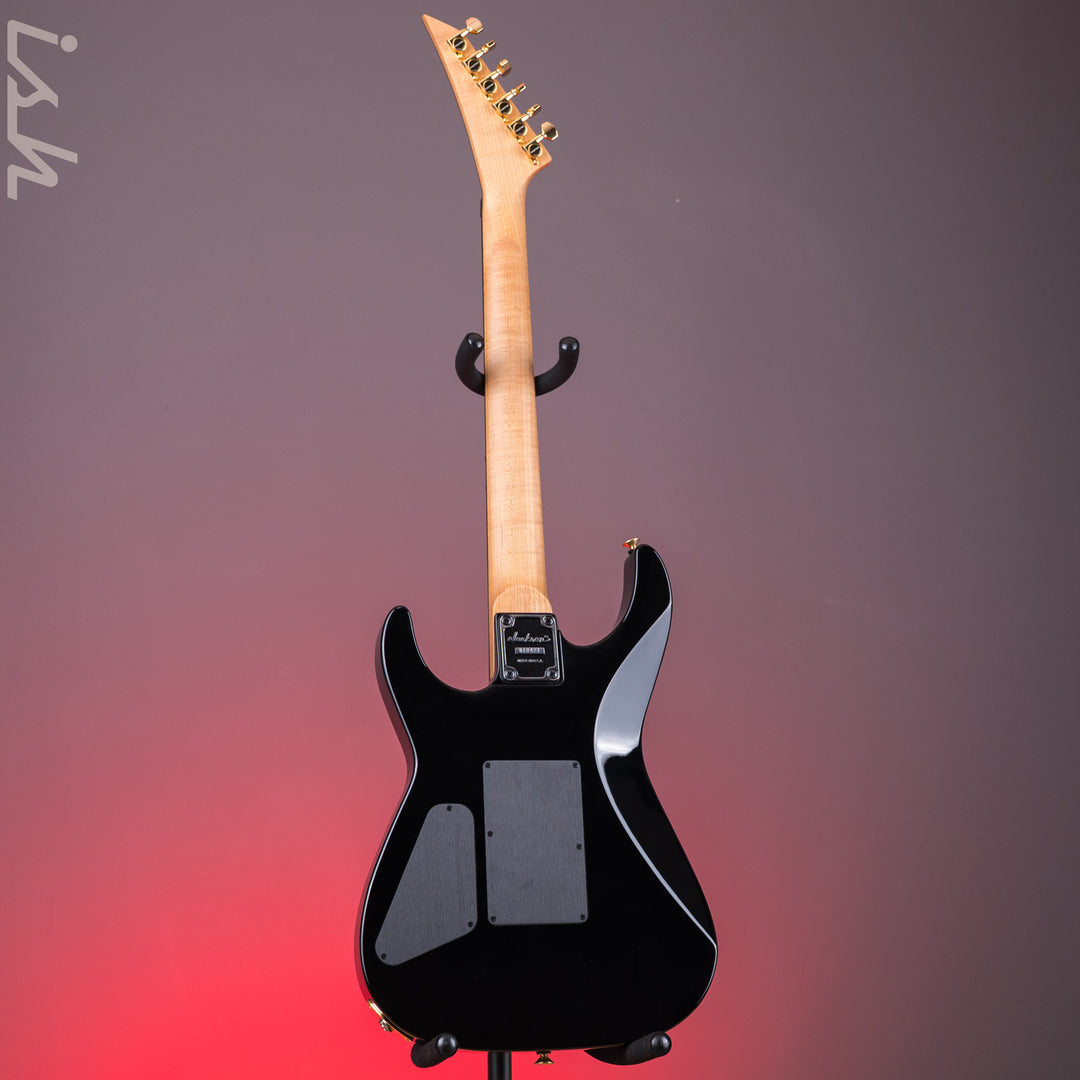 Jackson Custom Shop USA Special Edition Dinky Black Gold