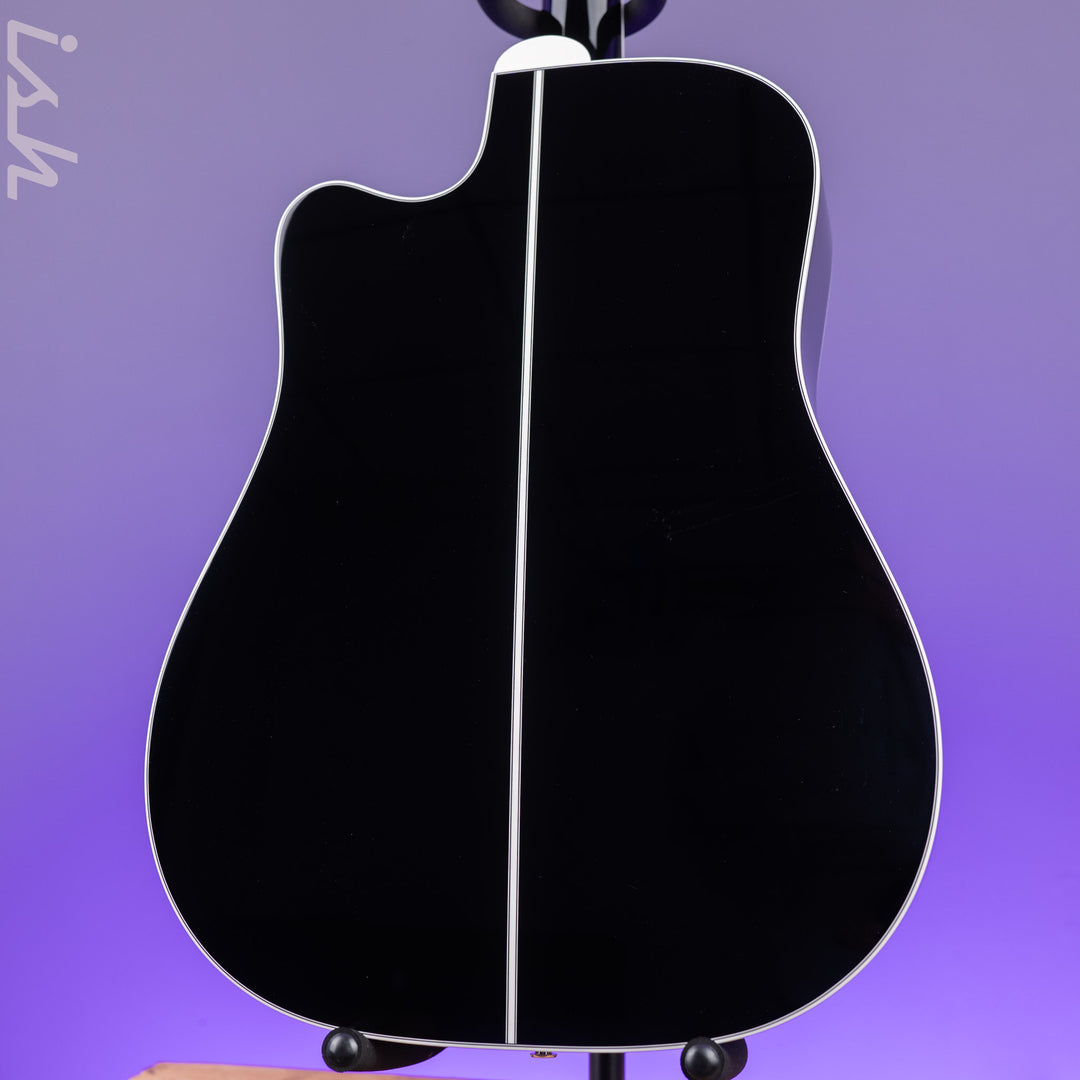 Takamine EF341SC Dreadnought Cutaway Acoustic-Electric Guitar Demo