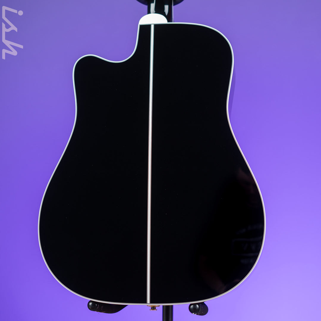 Takamine EF341DX Acoustic-Electric Guitar Black Demo