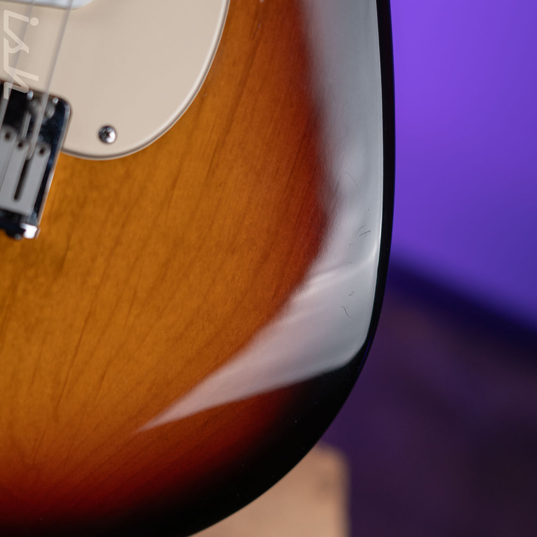 1999 Lefty Fender American Standard Strat Sunburst