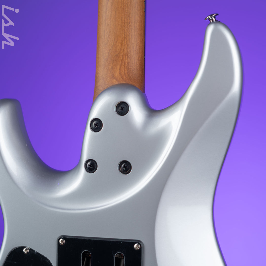 Ibanez Premium TOD10 Tim Henson Signature Electric Guitar Classic Silver Demo