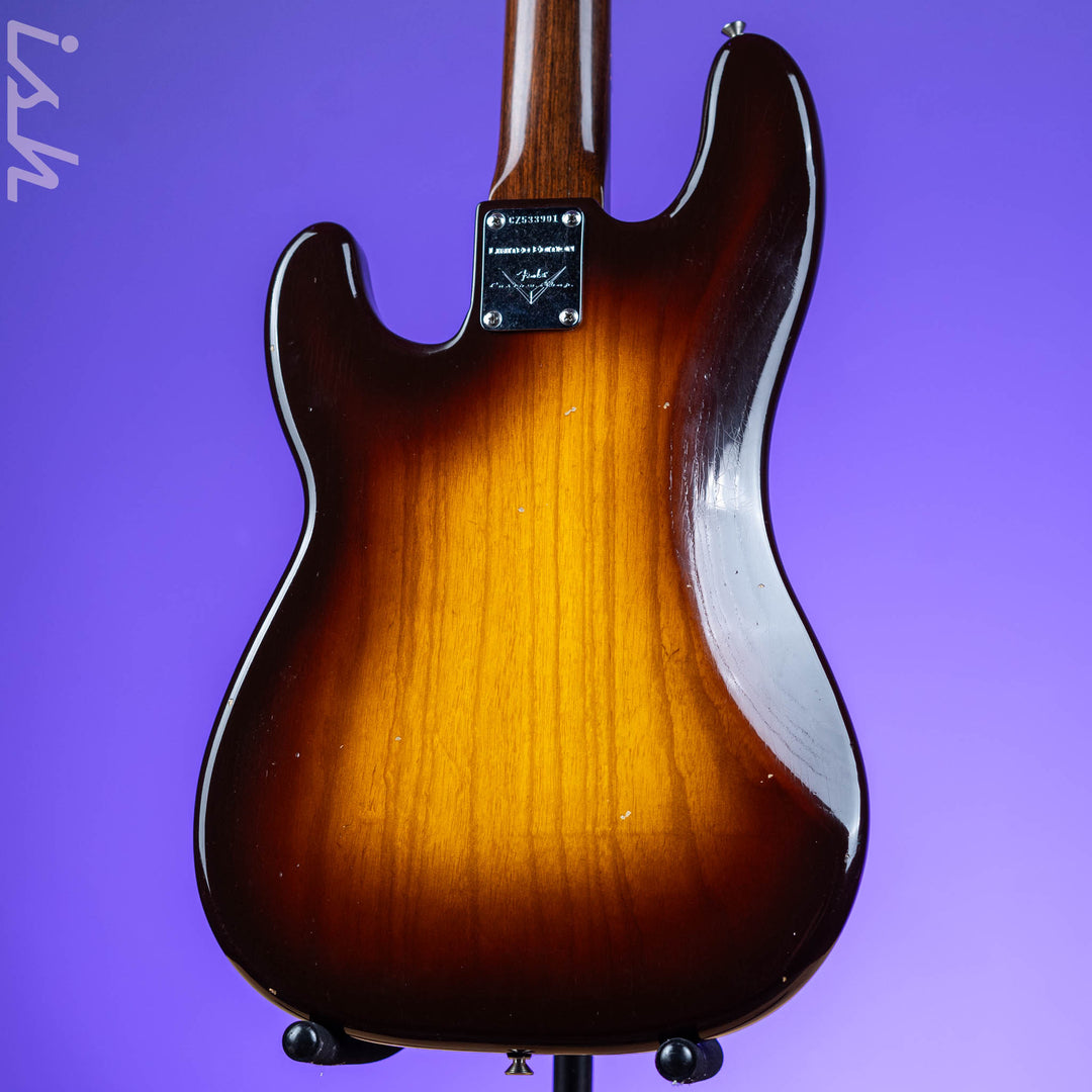2017 Fender Custom Shop Relic 1957 P Bass Journeyman 2-Tone Sunburst RW Neck
