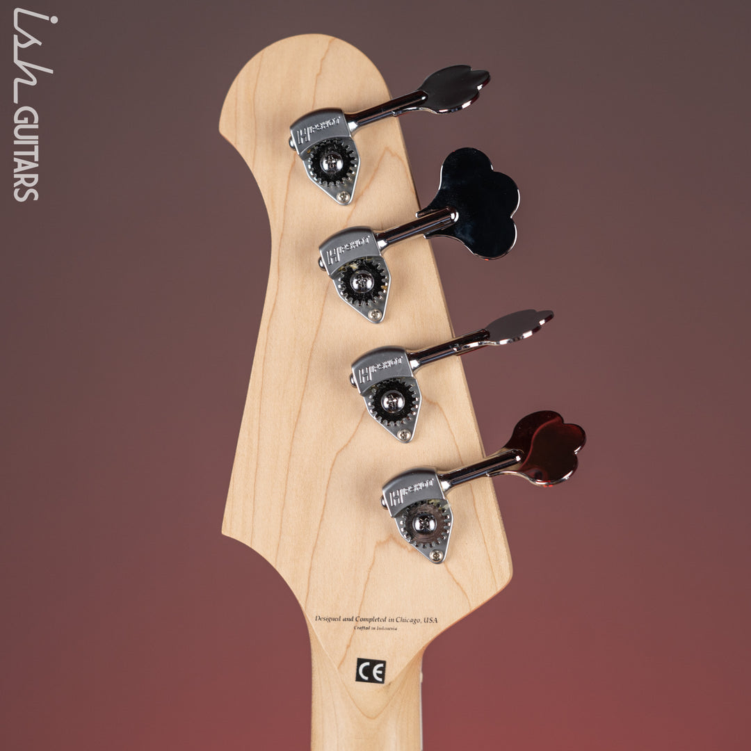 2010’s Lakland Skyline Series DJ-4 Darryl Jones Lake Placid Blue
