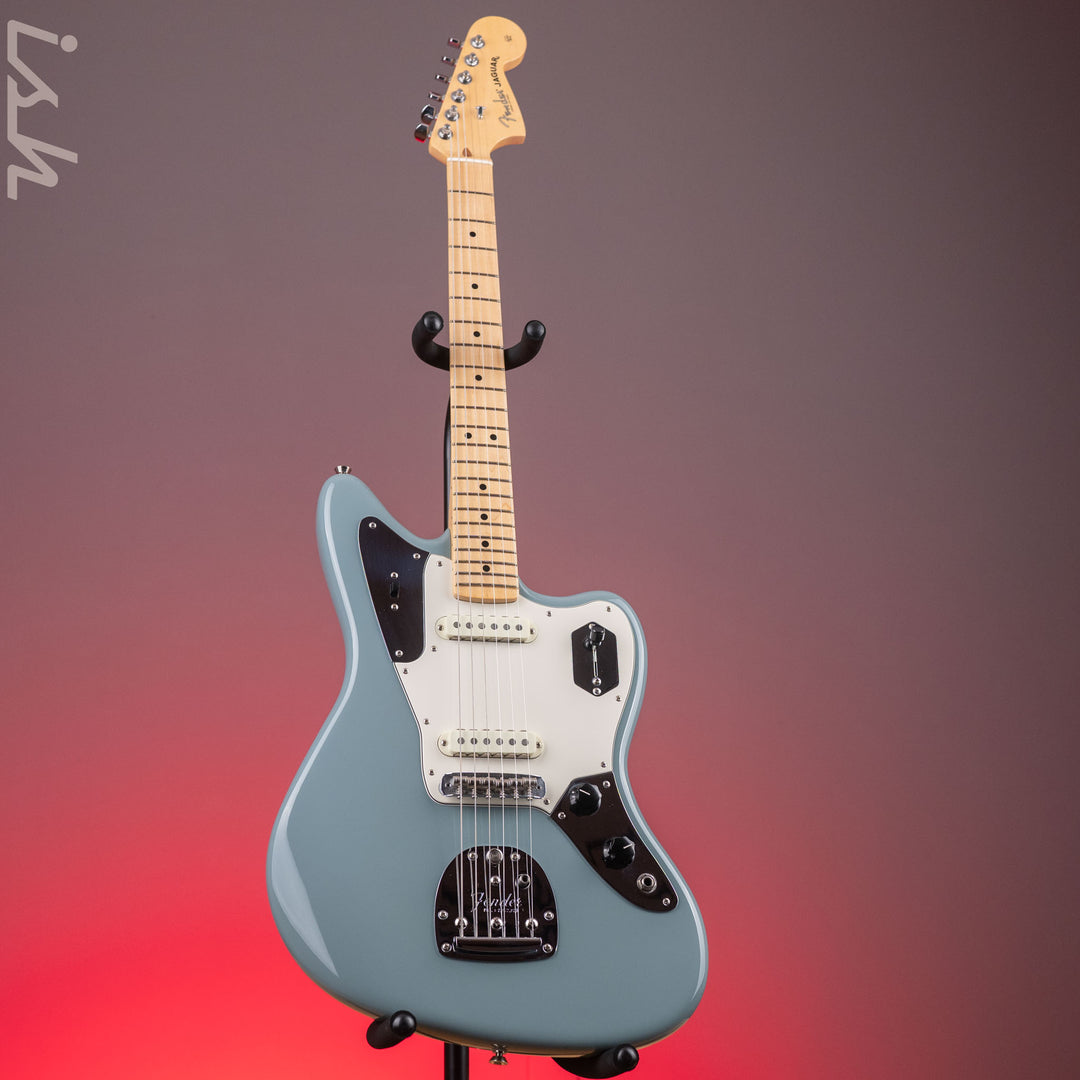 2018 Fender American Professional Jaguar® Sonic Gray