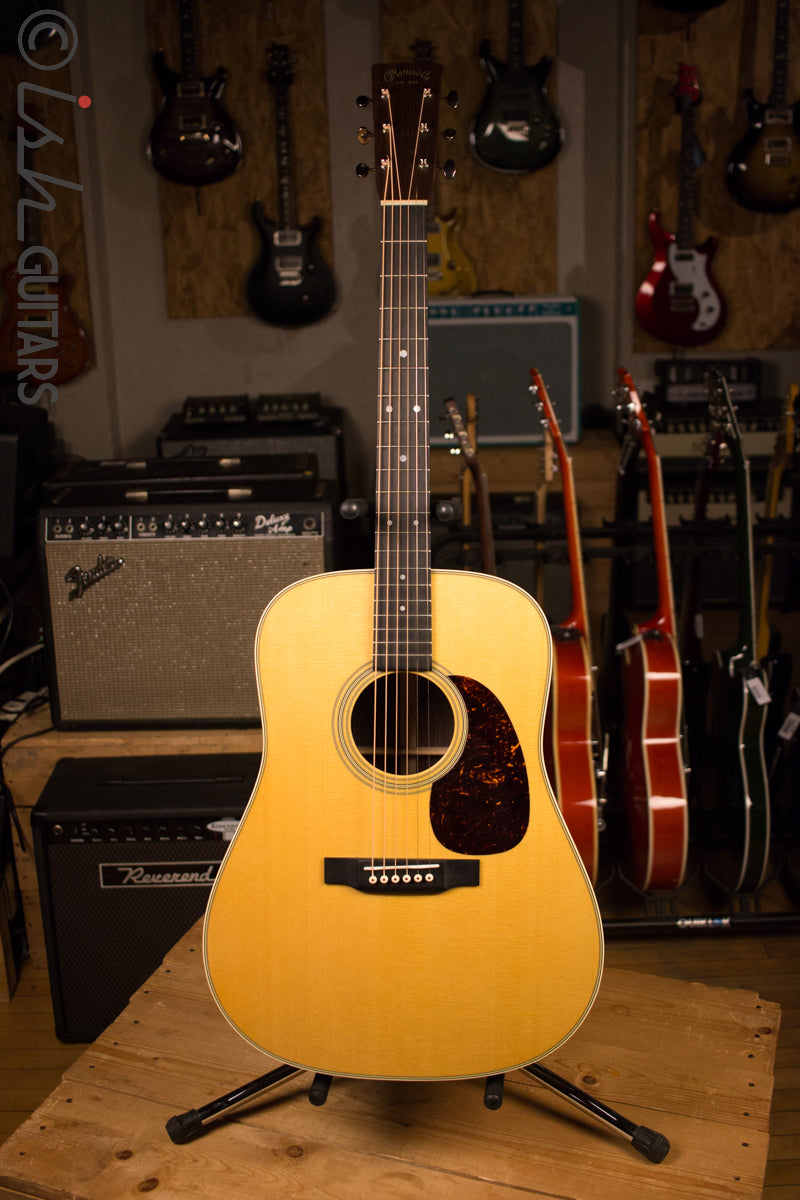 2018 Martin D-28 Spruce Top Rosewood Back Acoustic Guitar