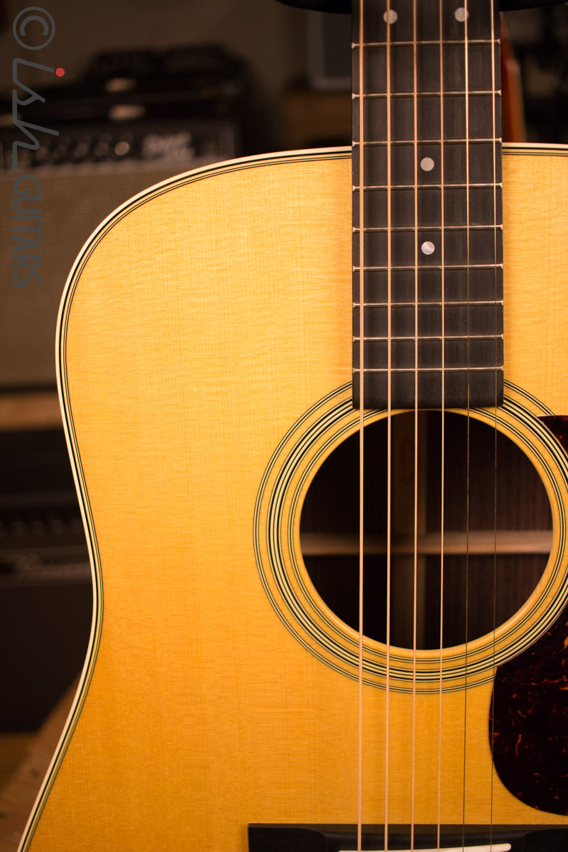 2018 Martin D-28 Spruce Top Rosewood Back Acoustic Guitar