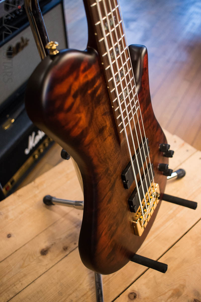 Spector Singlecut SC5 NS-5 Bass Ultra Amber Burst Matte Flame Maple