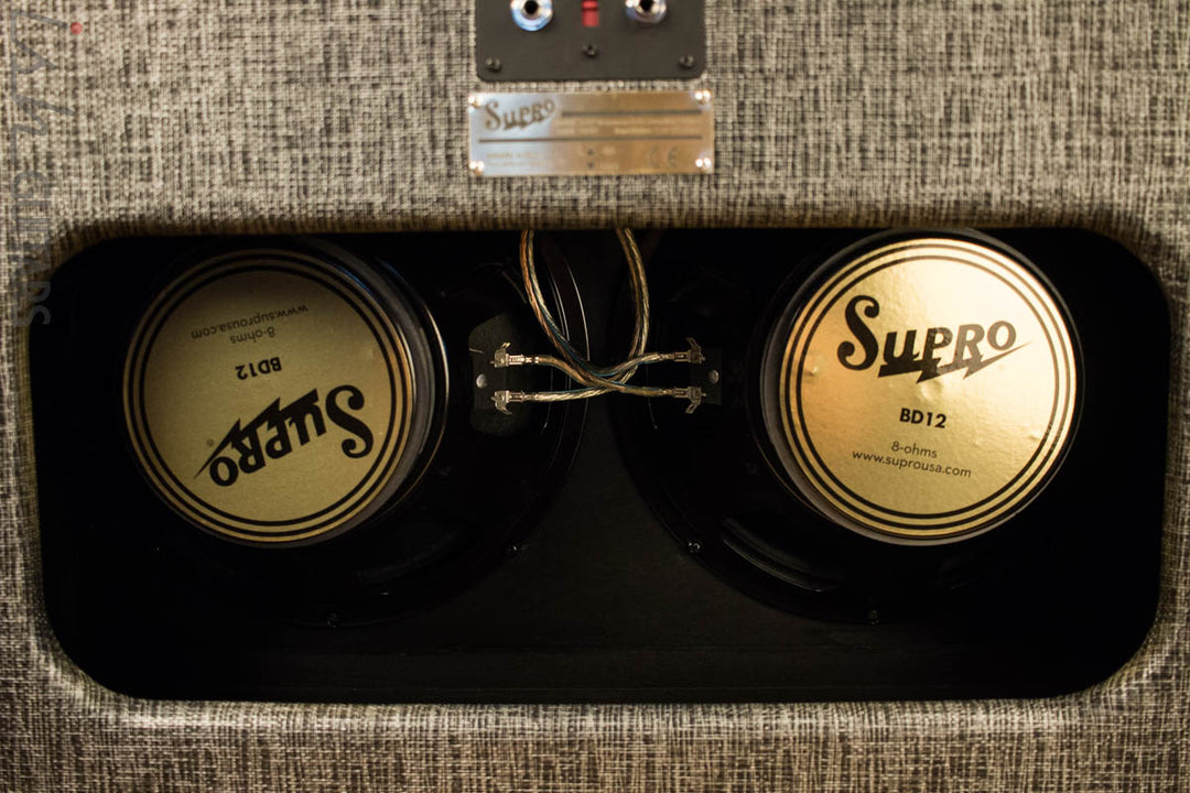 Supro 1799 Statesman 150W 2x12 Guitar Extension Speaker Cabinet