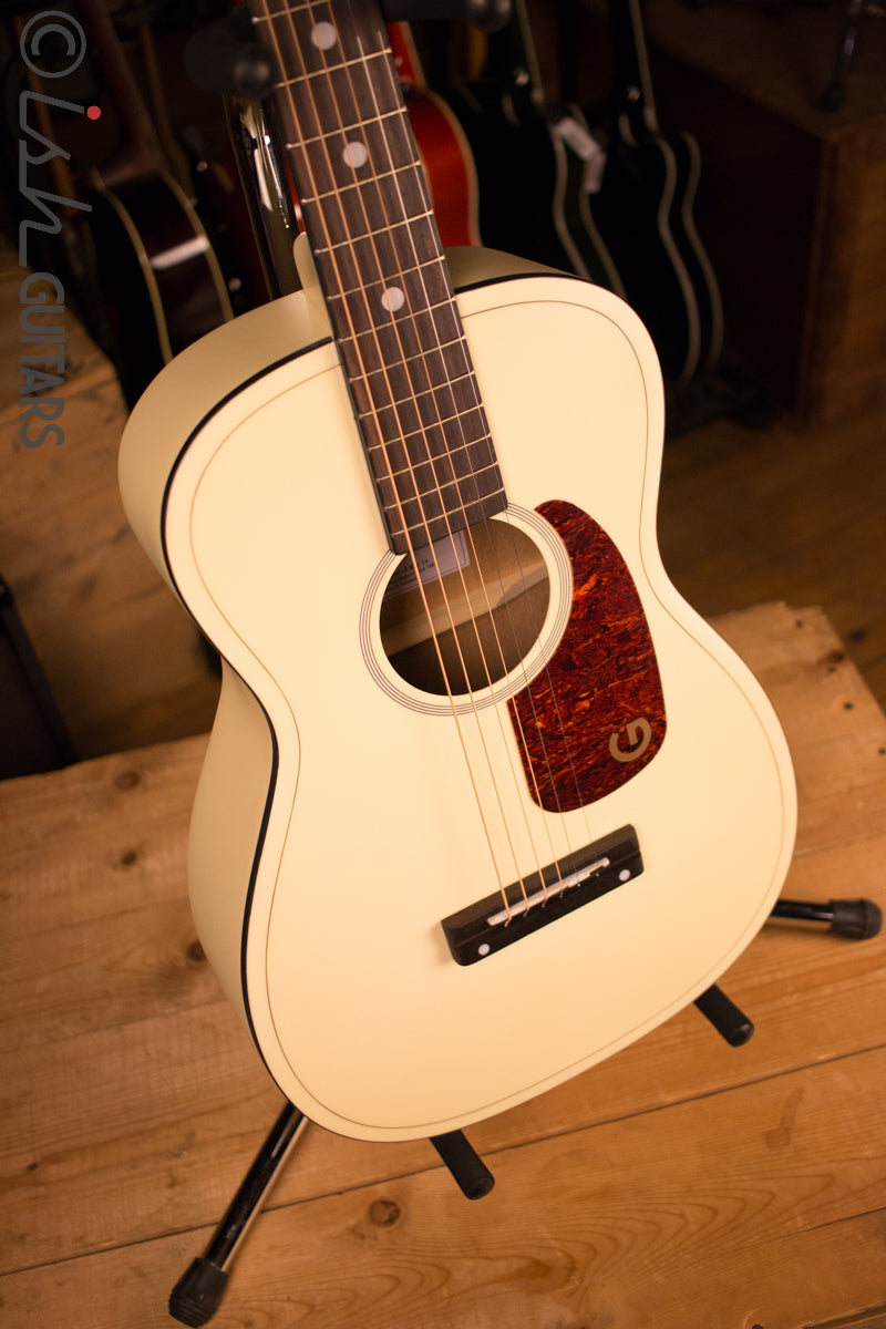 Gretsch Jim Dandy G9500 Limited Edition Vintage White Parlor Acoustic