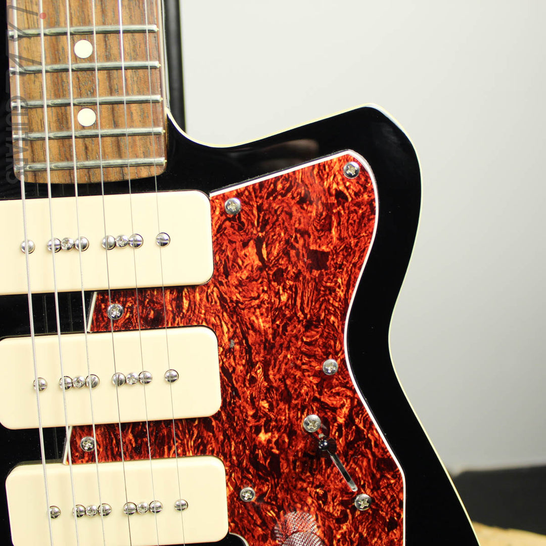 2006 Reverend Slingshot Black – Ish Guitars