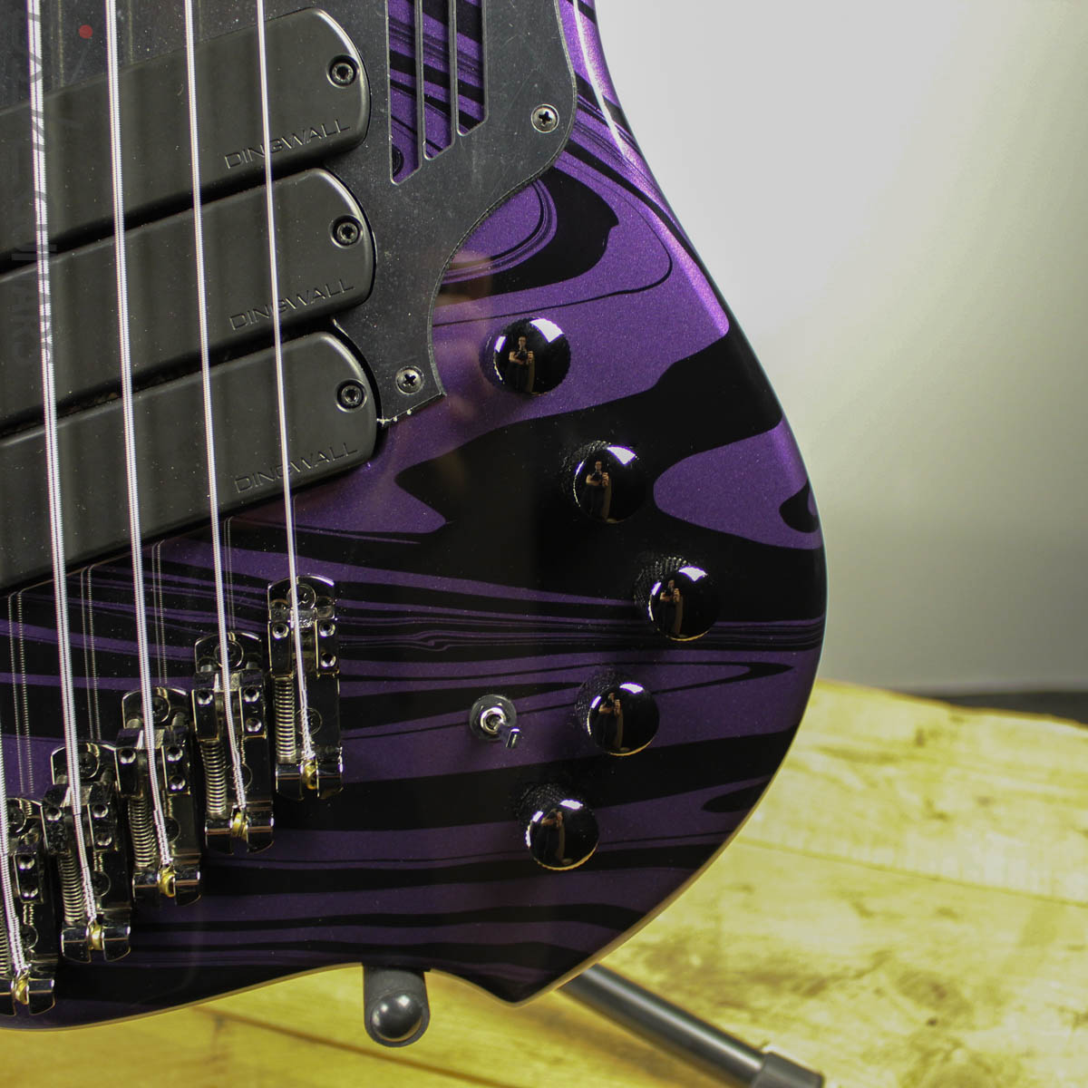 Dingwall NG-3 5-String Purple Metallic Swirl B-STOCK – Ish Guitars
