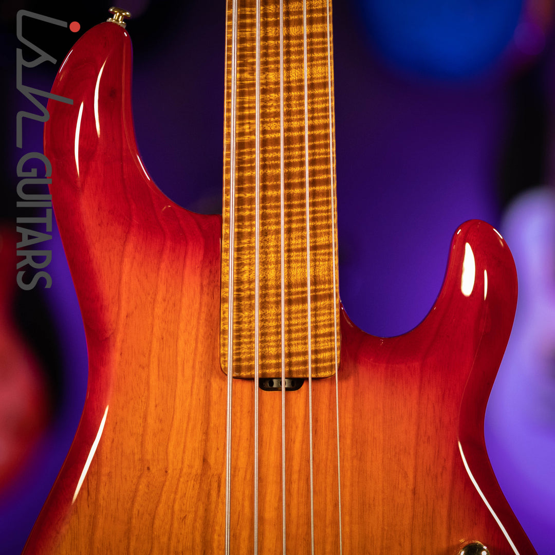Ernie Ball Music Man BFR StingRay 5 Special Fretless Fuego
