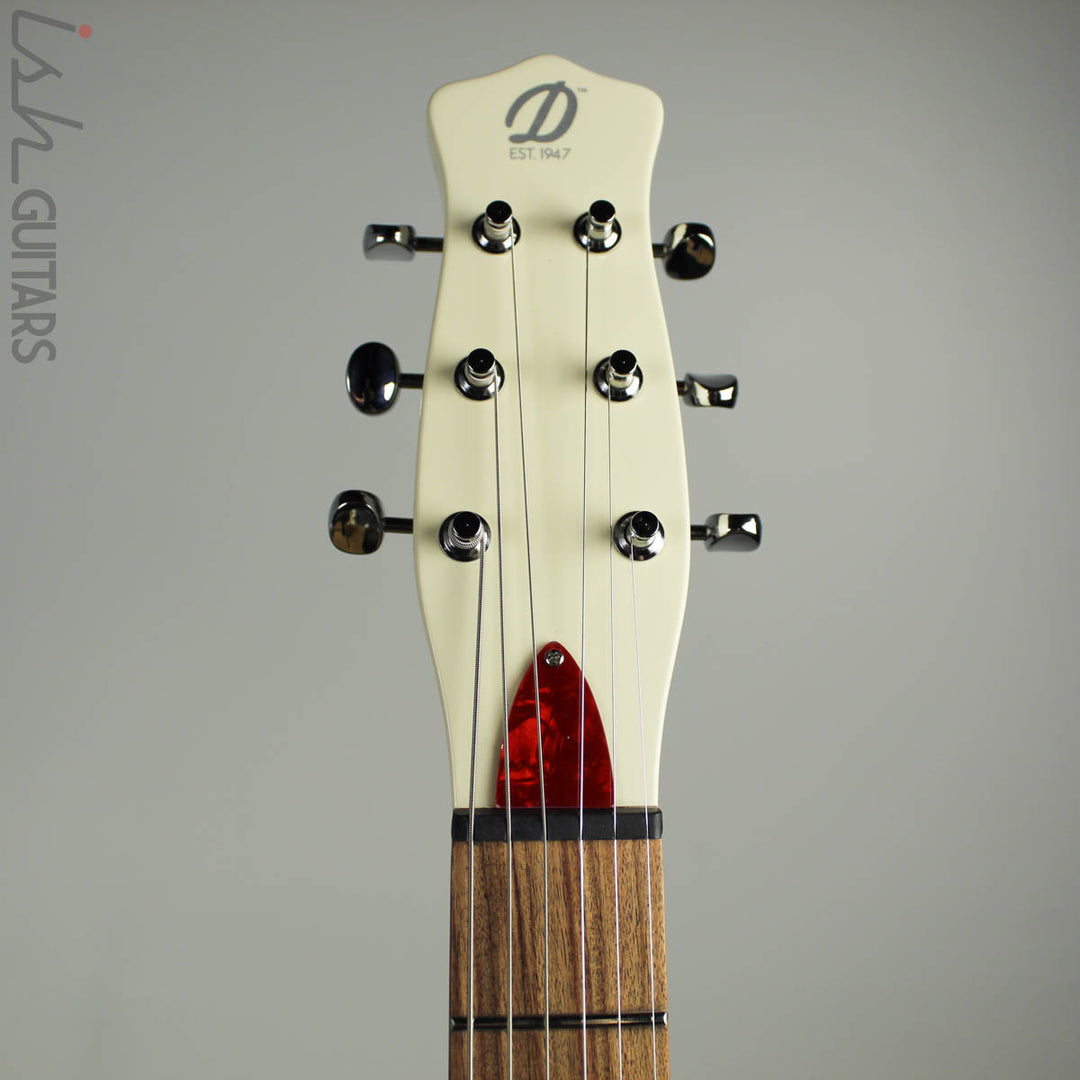 Danelectro ‘64XT Vintage Cream