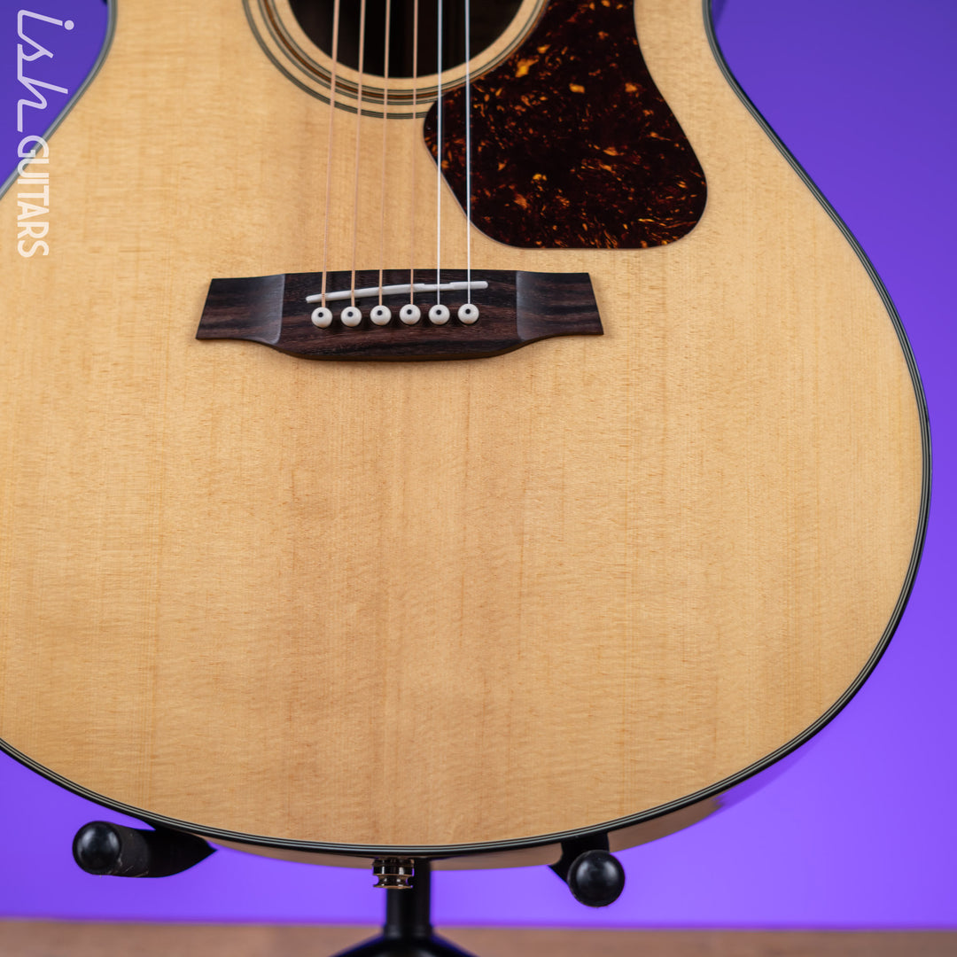 Walden Concorda CS500CE Acoustic-Electric Guitar Natural